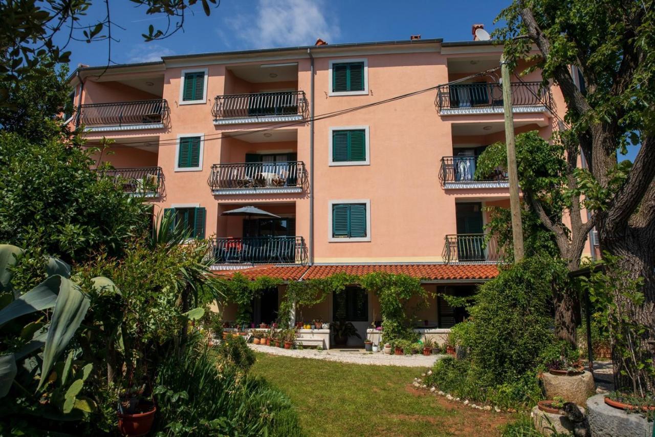 Villa Mareonda - Apartments Sussurro Rovinj Extérieur photo