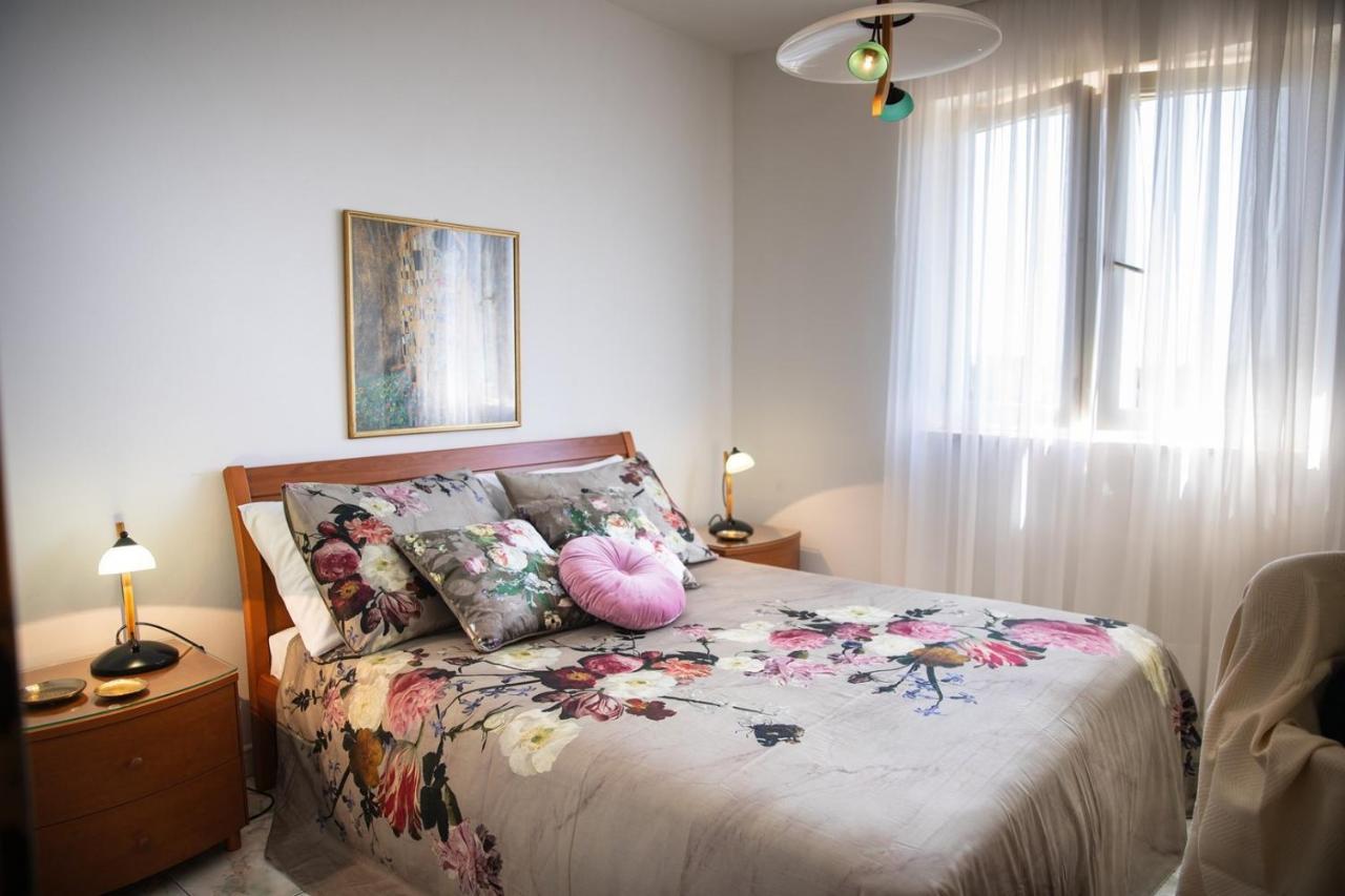 Villa Mareonda - Apartments Sussurro Rovinj Extérieur photo